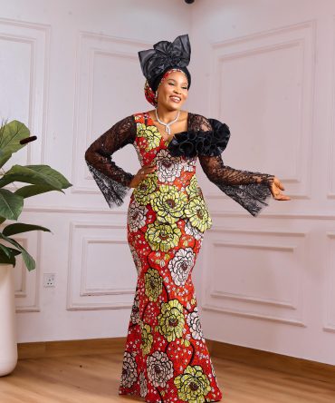 KDA ANKARA ORANGE PATTERNED SKIRT AND BLOUSE